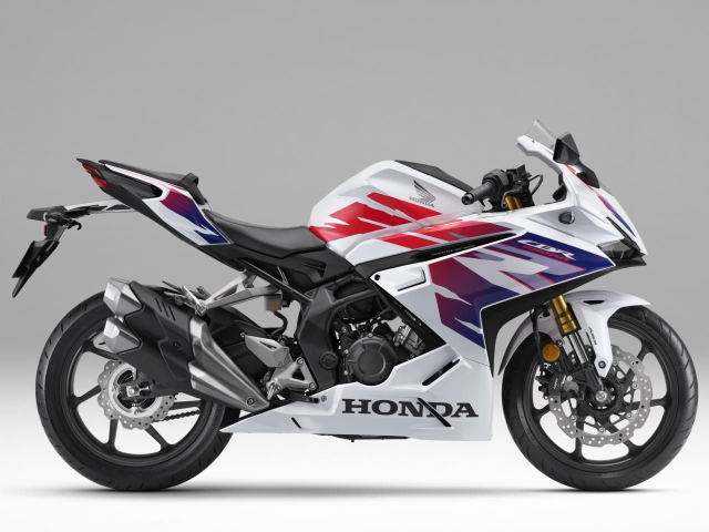 Giữ nguyên nền tảng gần 10 năm honda cbr250rr có thực sự bảo thủ hay quá tự tin - 5