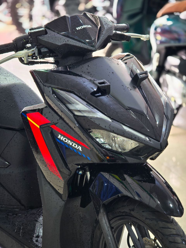 Hình ảnh thực tế của honda vario 125 2026 tại các đại lý ở nước ta được chốt giá từ 448 triệu đồng - 4