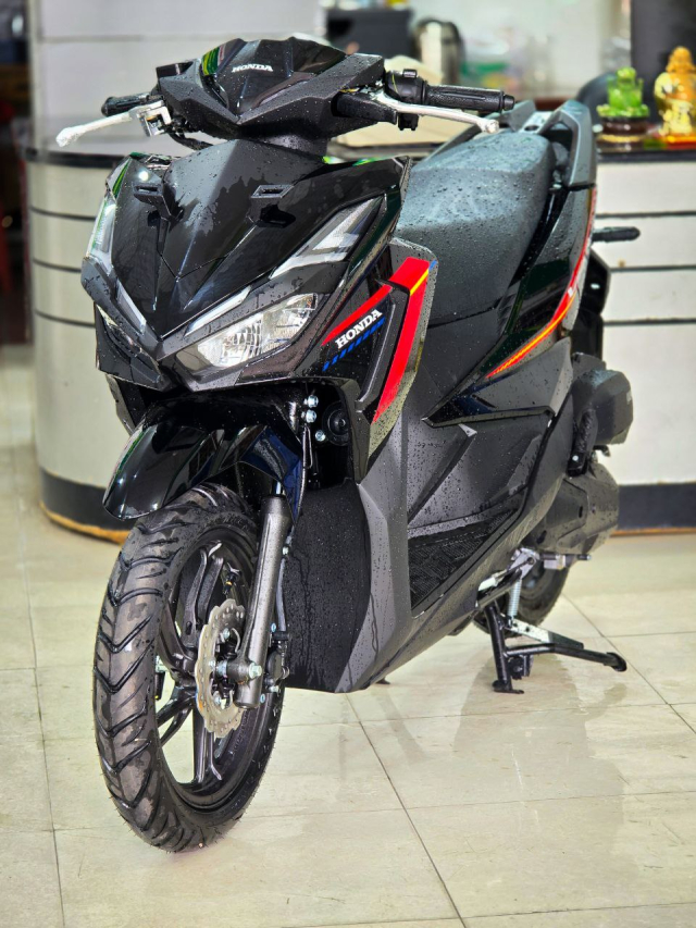 Hình ảnh thực tế của honda vario 125 2026 tại các đại lý ở nước ta được chốt giá từ 448 triệu đồng - 6