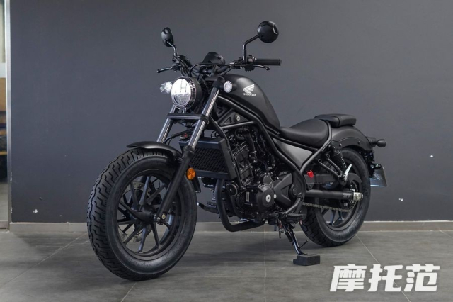 Honda cm300 2026 biến thể khác của rebel 300 - sở hữu nhiều trang bị chỉ có ở nước bạn - 1