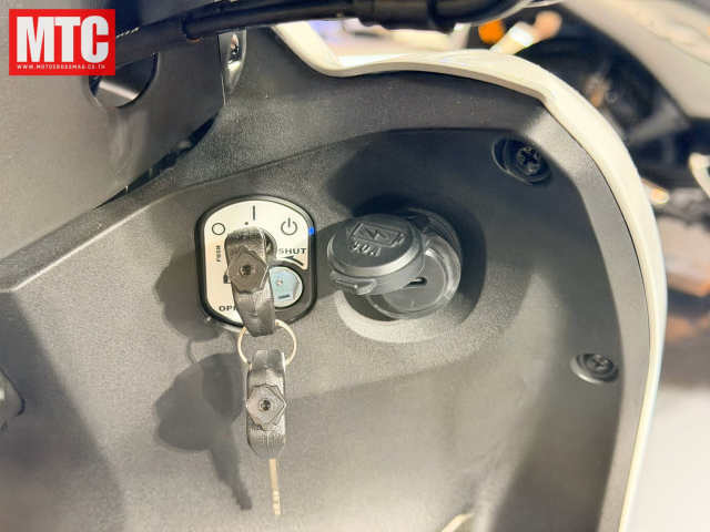 Honda Wave 110 2026 hoan toan moi ra mat voi 4 phien ban them nhieu trang bi dang tien - 10