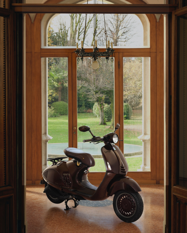 Ra mat Vespa 946 Horse moi chao mung nam Binh Ngo Len ke o nuoc ta tu 022026 - 14