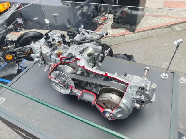 Chenh nhau 10 trieu dong giua Yamaha NMAX 155 Tech Max hay NVX 155 SP Xe nao phu hop voi ban - 7