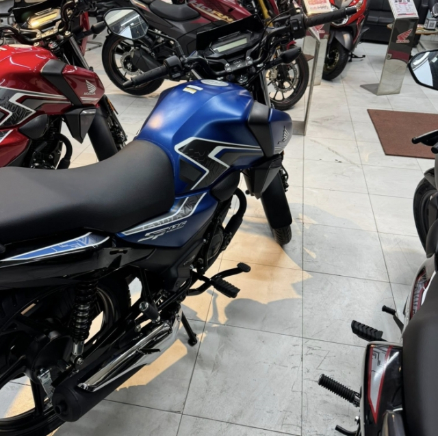 Honda sp125 2026 ra mắt xe côn tay 125cc giá chỉ 36 triệu đồng nhưng sở hữu loạt công nghệ xịn sò - 3