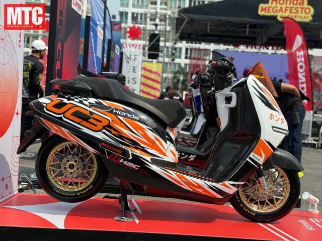 Honda uc3 by mfshop tuy là xe điện nhưng soi kỹ mới biết đồ chơi đắt ngang siêu xe - 3