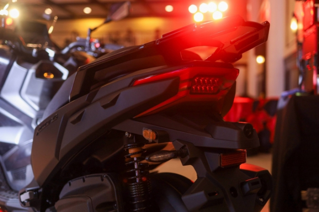 Kymco xciting x350 chính thức ra mắt tại đông nam á với giá bán ngang ngửa honda sh160i - 1