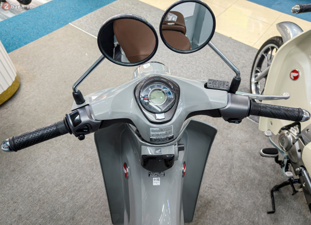 Cận cảnh 3 phiên bản màu mới của honda super cub c125 2026 bản nhập thái vừa về việt nam - 11
