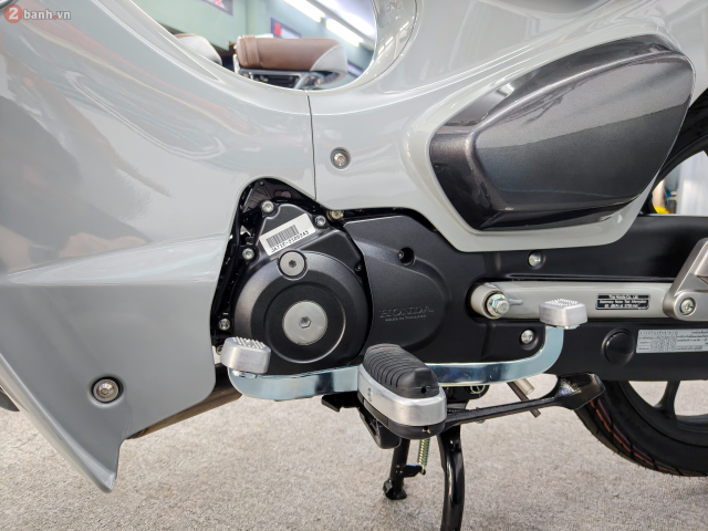 Cận cảnh 3 phiên bản màu mới của honda super cub c125 2026 bản nhập thái vừa về việt nam - 31