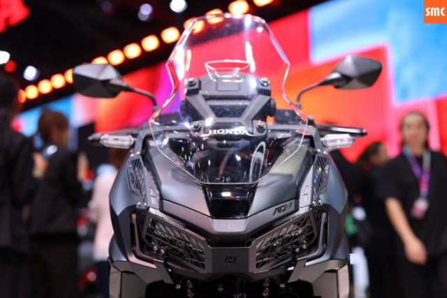 Can canh Honda ADV160 phien ban Smart Tourer Edition vua ra mat voi gia khoang 79 trieu dong - 4