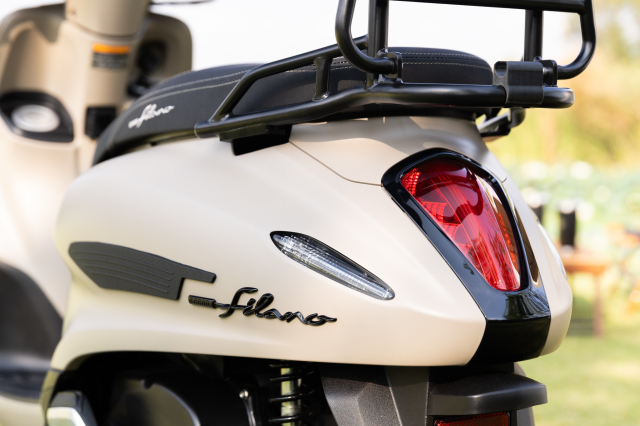 Yamaha tung Grand Filano Hybrid ban Outdoor Co day du do choi de di camping gioi han 2500 chiec - 10