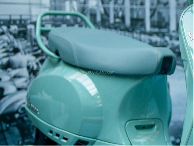 Ra mat Vespa Tech 80th Special Edition Khi chat Y hoai co gap cong nghe hien dai - 6