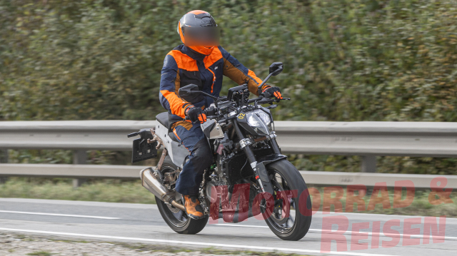 KTM chuan bi tung 490 Duke Dong xe 500cc moi hua hen se khuay dao phan khuc tam trung - 4