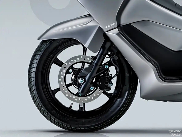 Xe ga 150cc moi gia quy doi 565 trieu dong Lan dau dung dong co van bien thien co ca ABS va TCS - 7