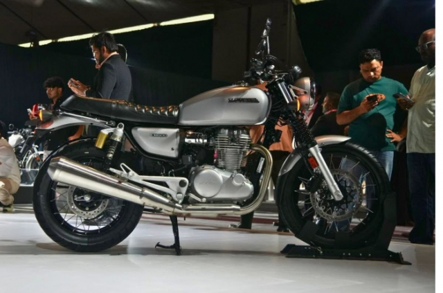 Honda chot gia ban cho mau Roadster hoan toan moi CB500 Gia sau quy doi re den kho tin - 3